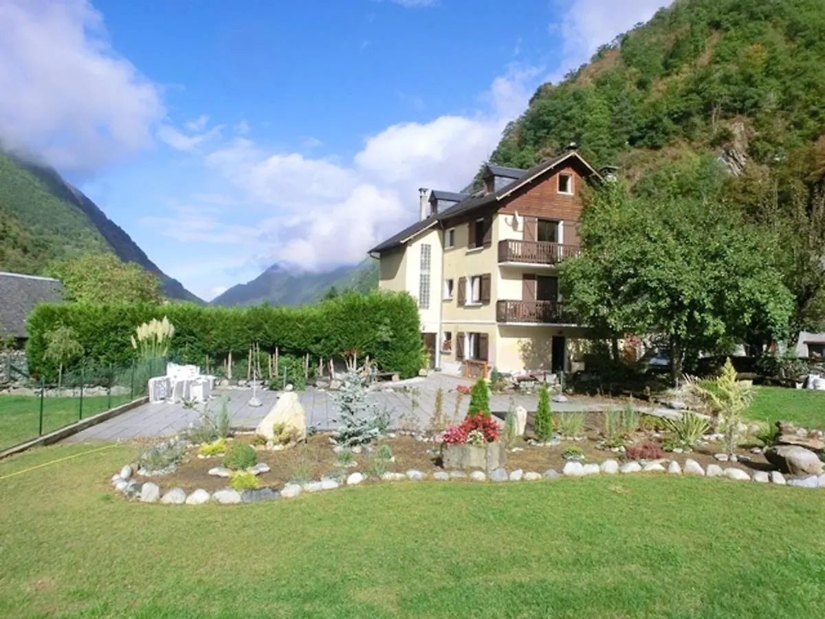 Hébergement de vacances Maison de 4 chambres avec jardin et wifi a Cauterets a 2 km des pistes